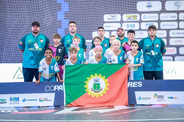 Time uniformizado em competição